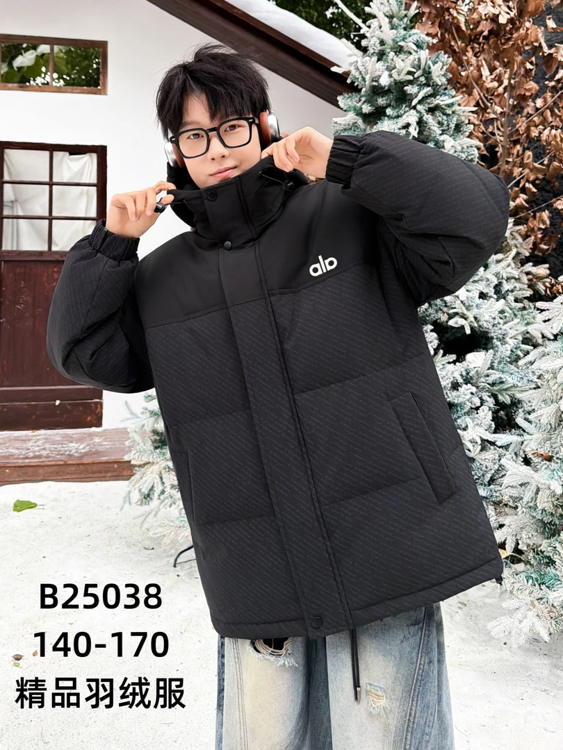 【万多童装】25038冬季短款宽松羽绒服洋气保暖新款外套