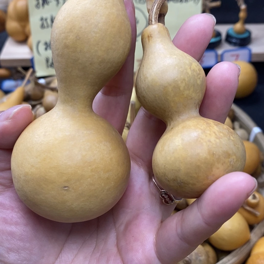 我***福直播间手把小葫芦