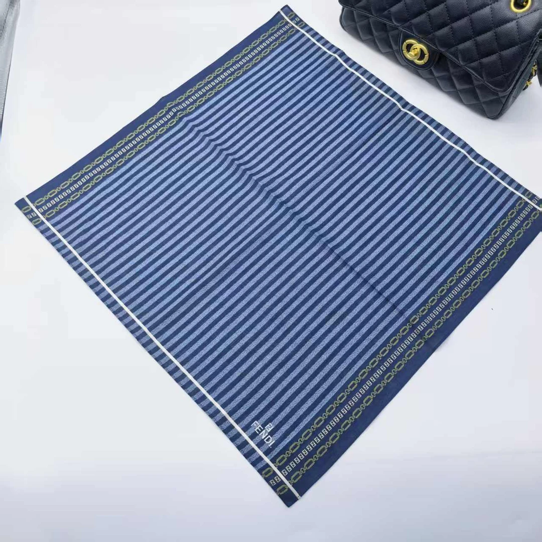 99新 FENDI/芬迪 海囤/芬迪/丝巾/xh94354