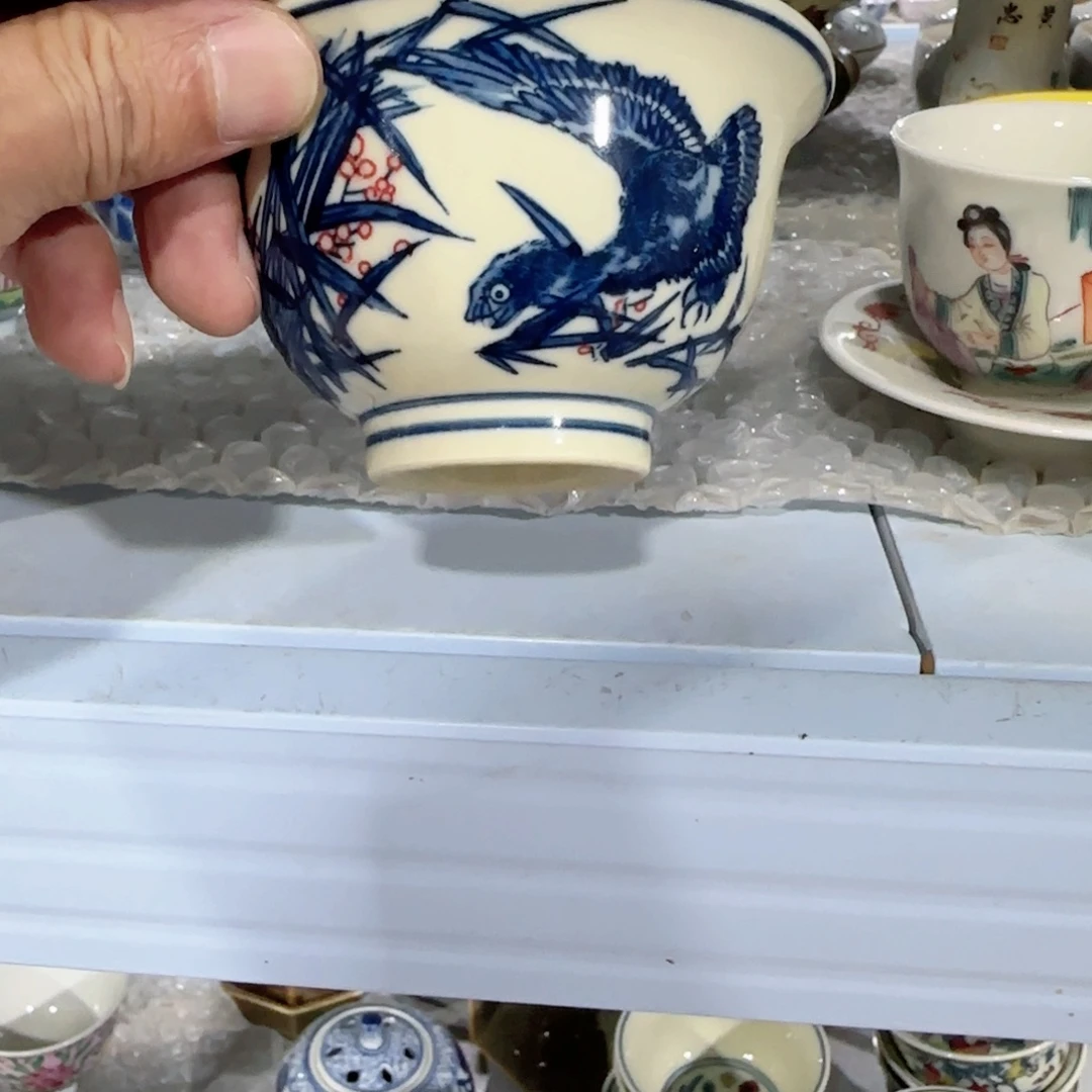其他手绘瓷器上，手绘瓷器