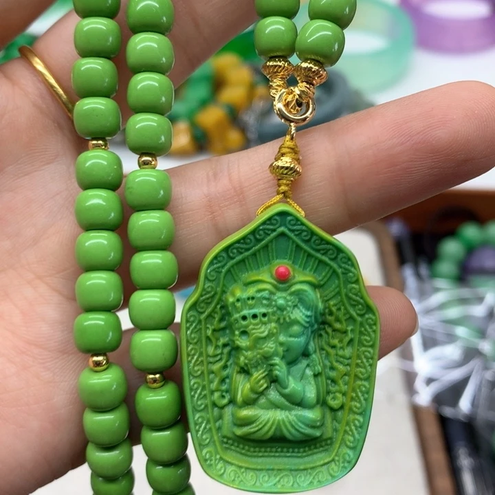 合金颈饰玛瑙/玉髓吊坠