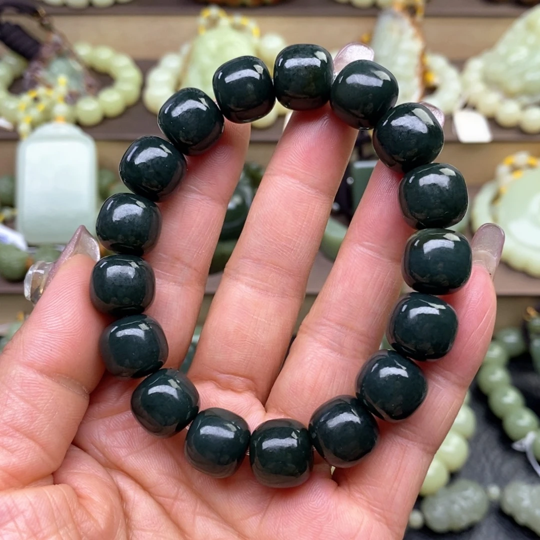 透闪石质玉未镶嵌手链