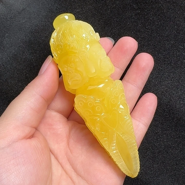 蜜蜡未镶嵌珠宝奇石