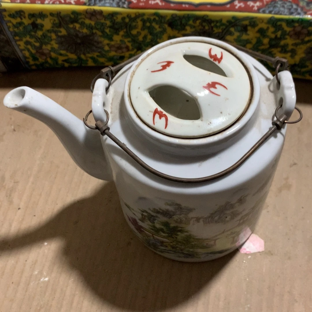 高端大气上档次瓷器。