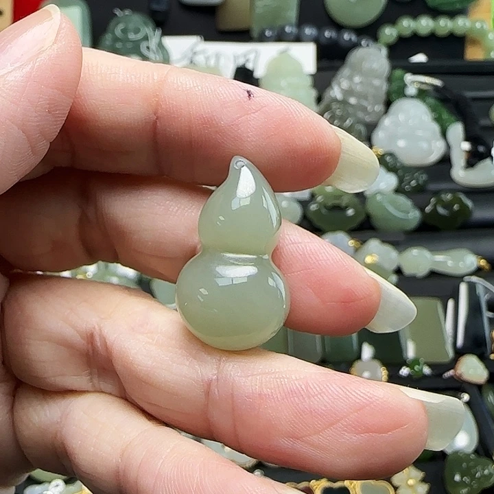 颈饰未镶嵌和田玉Y****丶