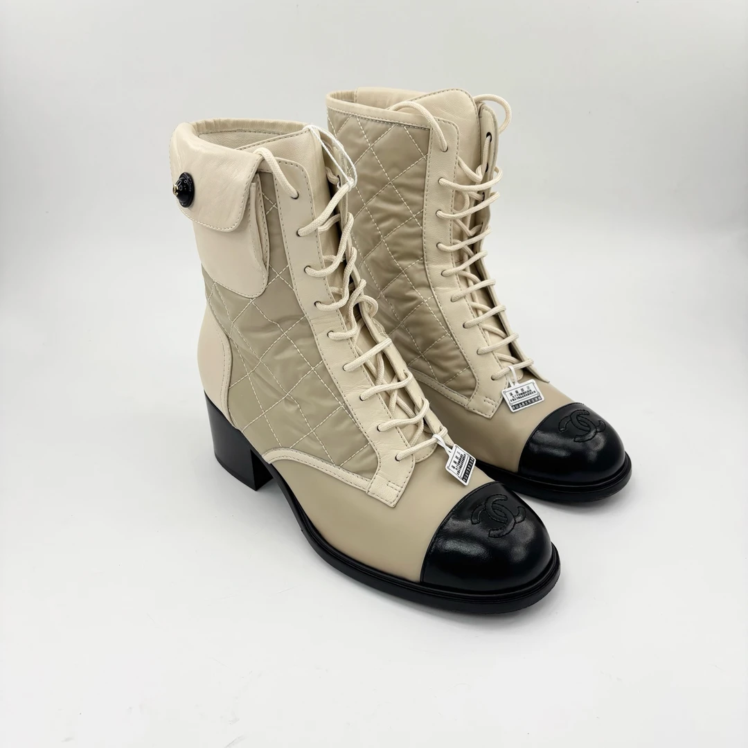 99新 Chanel/香奈儿 38.5码/黑裸拼接短靴p0091