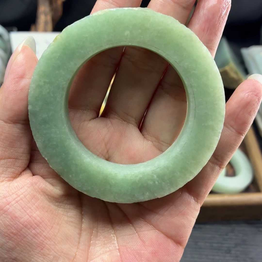 定制翡翠未镶嵌缅甸翡翠A货手镯毛胚定制