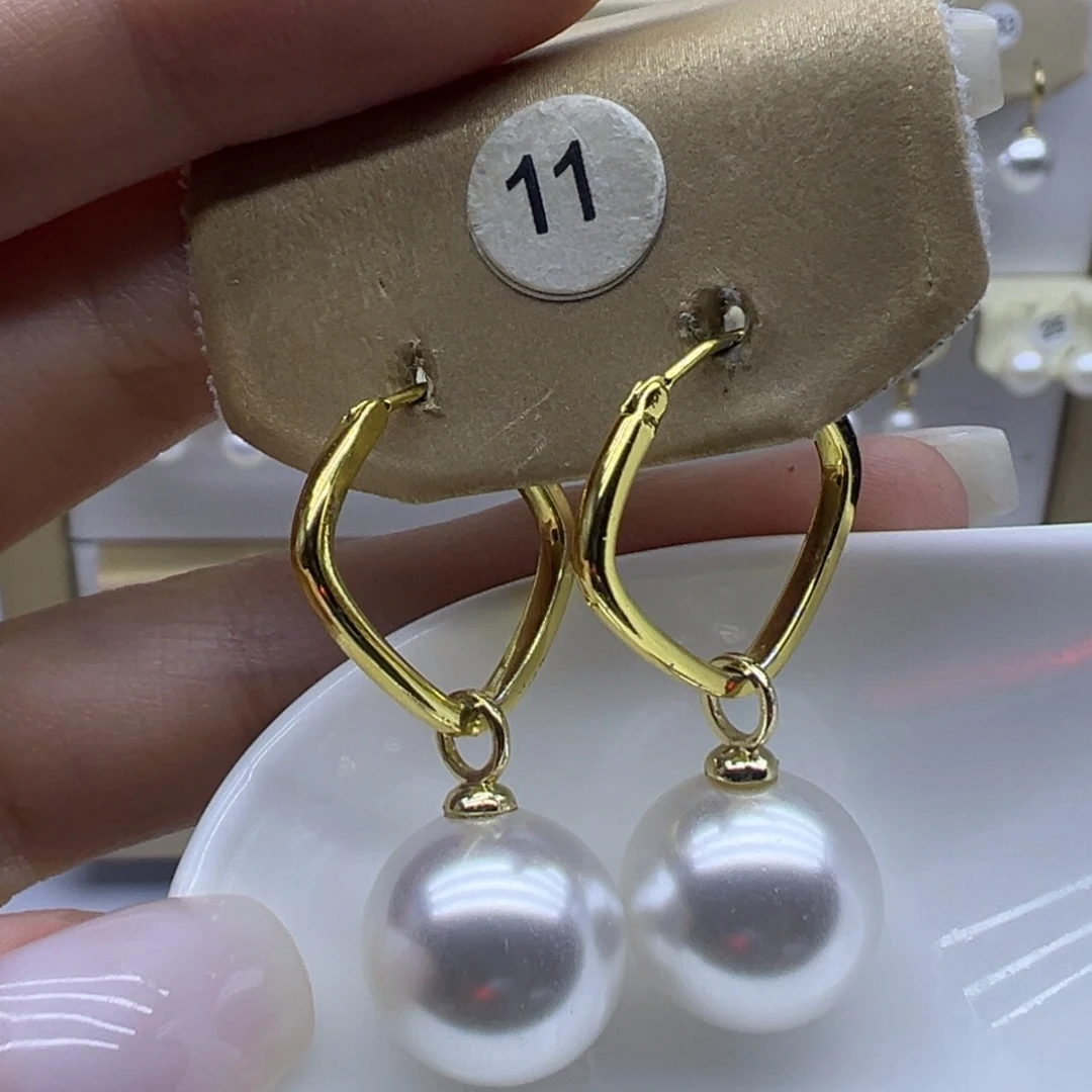 未镶嵌淡水珍珠耳饰