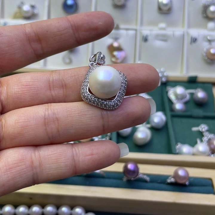 淡水珍珠吊坠(不含链)合金