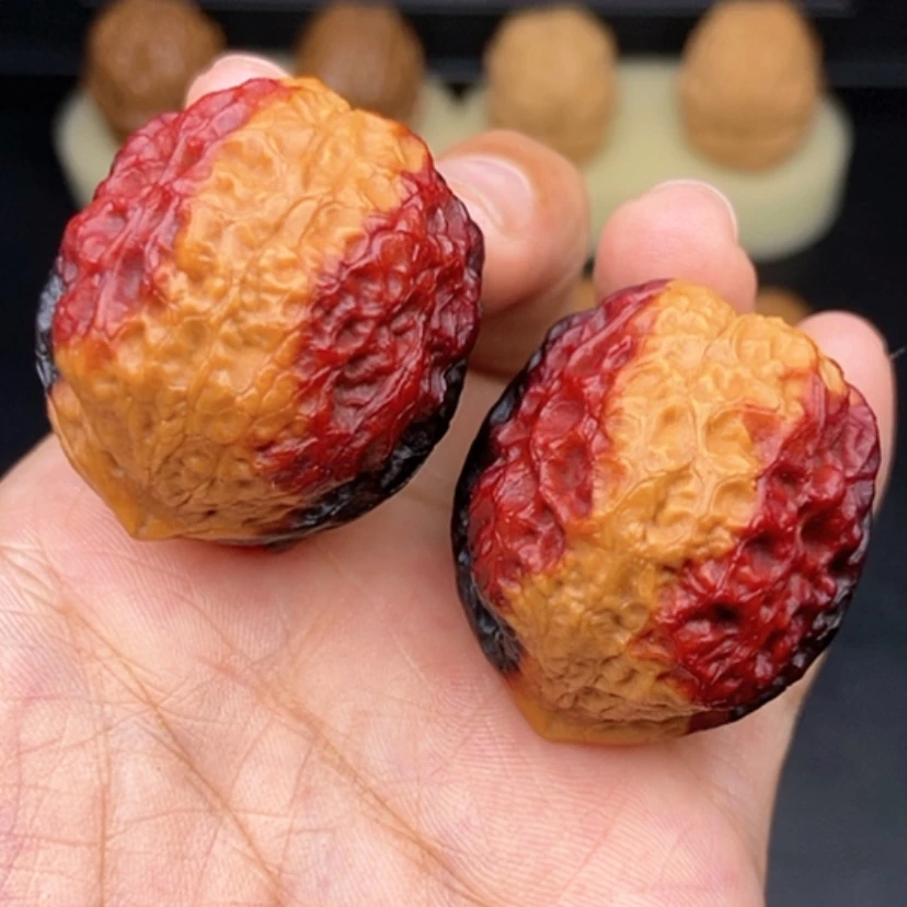 【闪购商品】文玩核桃把件40尺七彩蛇皮元宝