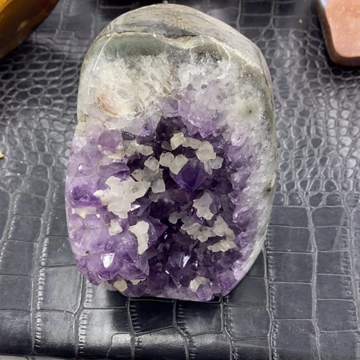 未镶嵌珠宝半成品水晶奇石晶簇