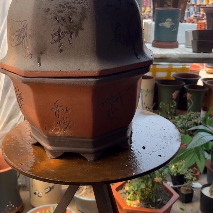 宜兴紫砂37灰八方➕37红八方