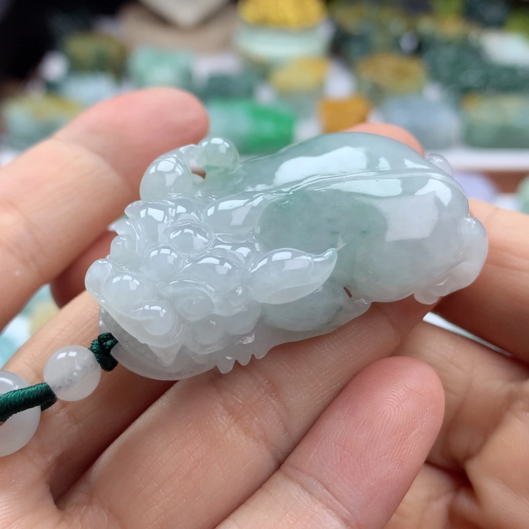 翡翠未镶嵌颈饰翡翠貔貅