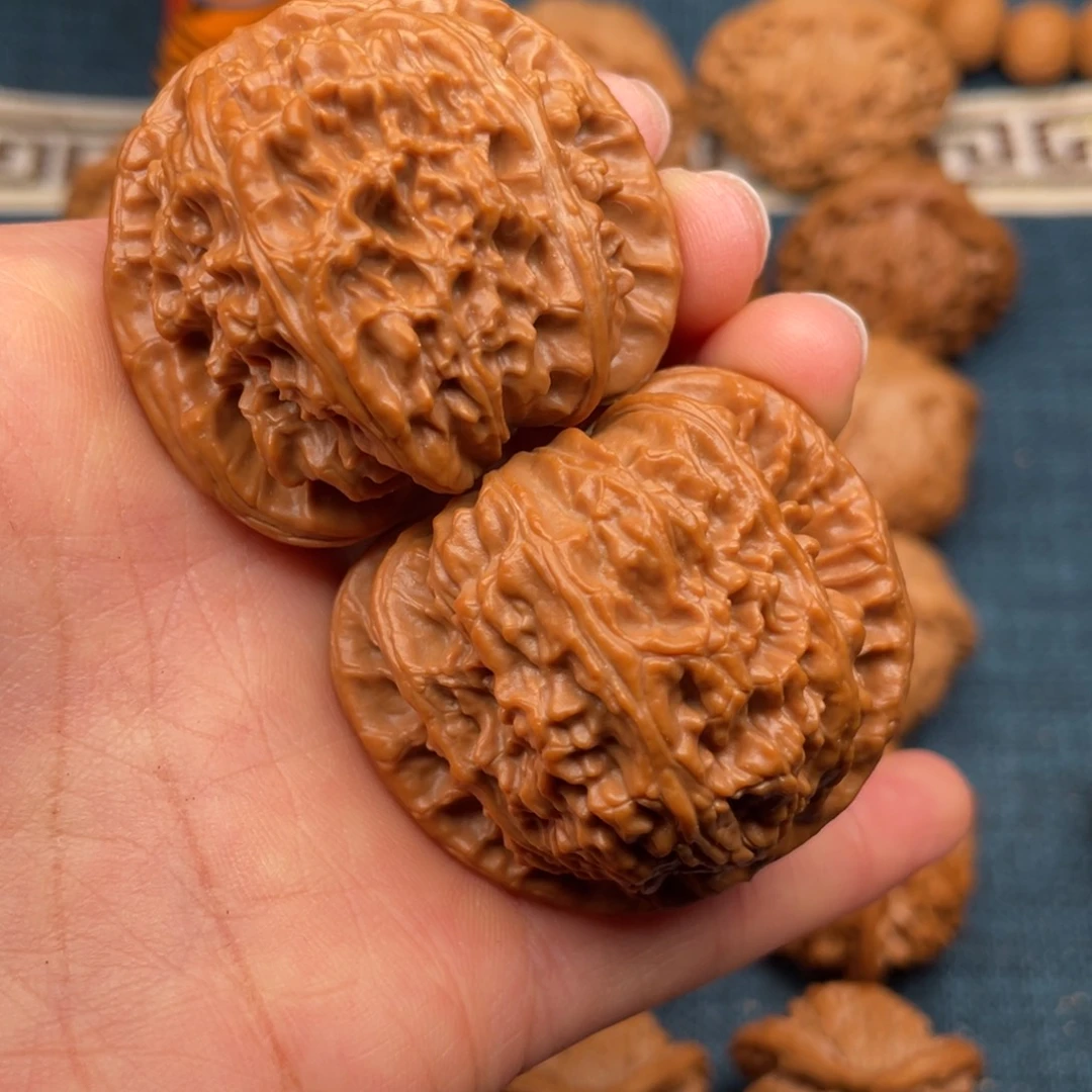 文玩核桃把件44精品白狮子