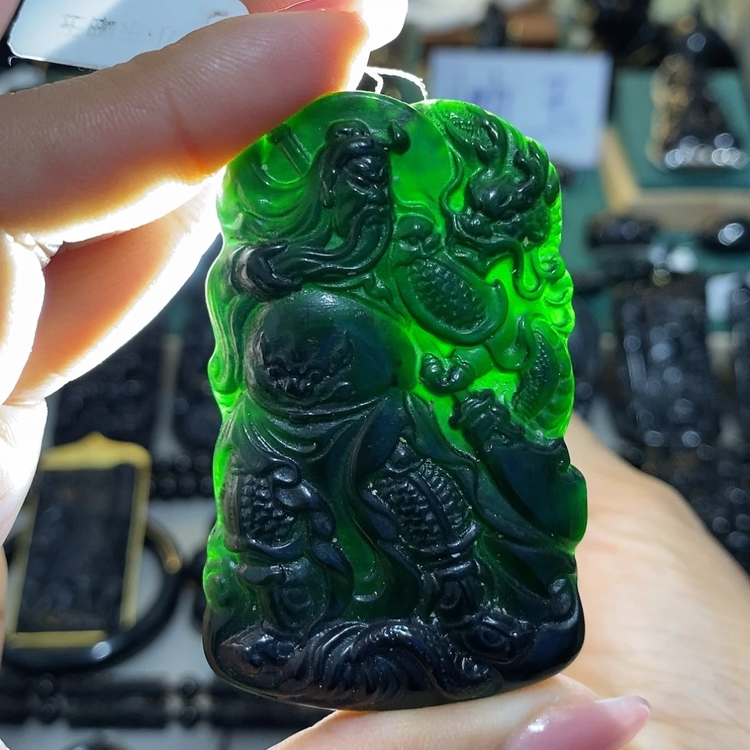 未镶嵌蛇纹石玉颈饰