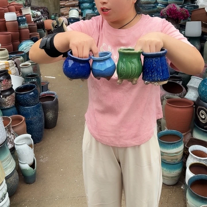瑕疵随机八个盆子。