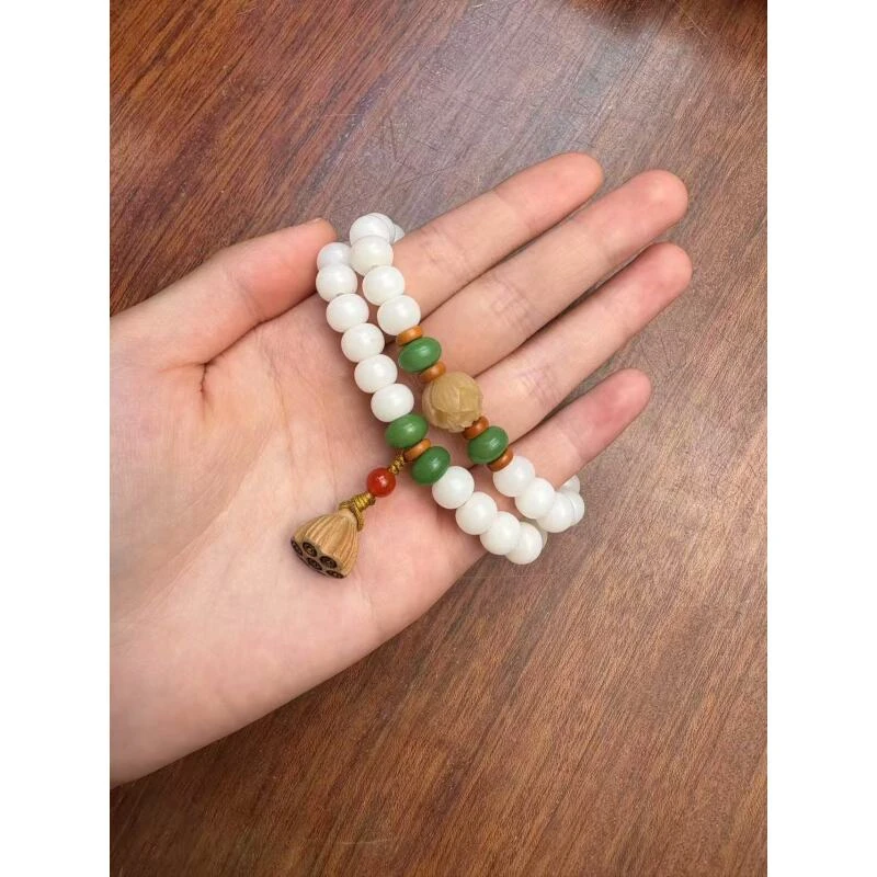 QS-0220 精美手串（无礼盒)