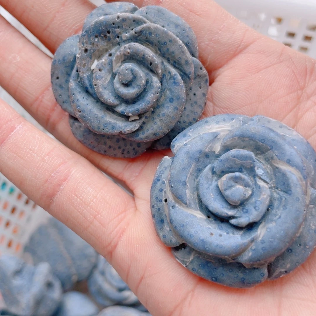 合金玛瑙/玉髓珠宝奇石蓝三姑娘雕刻花1颗