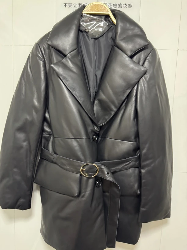 小芳衣饰黑短西装580链接