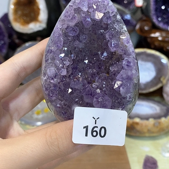 未镶嵌水晶大型摆件（非配饰）