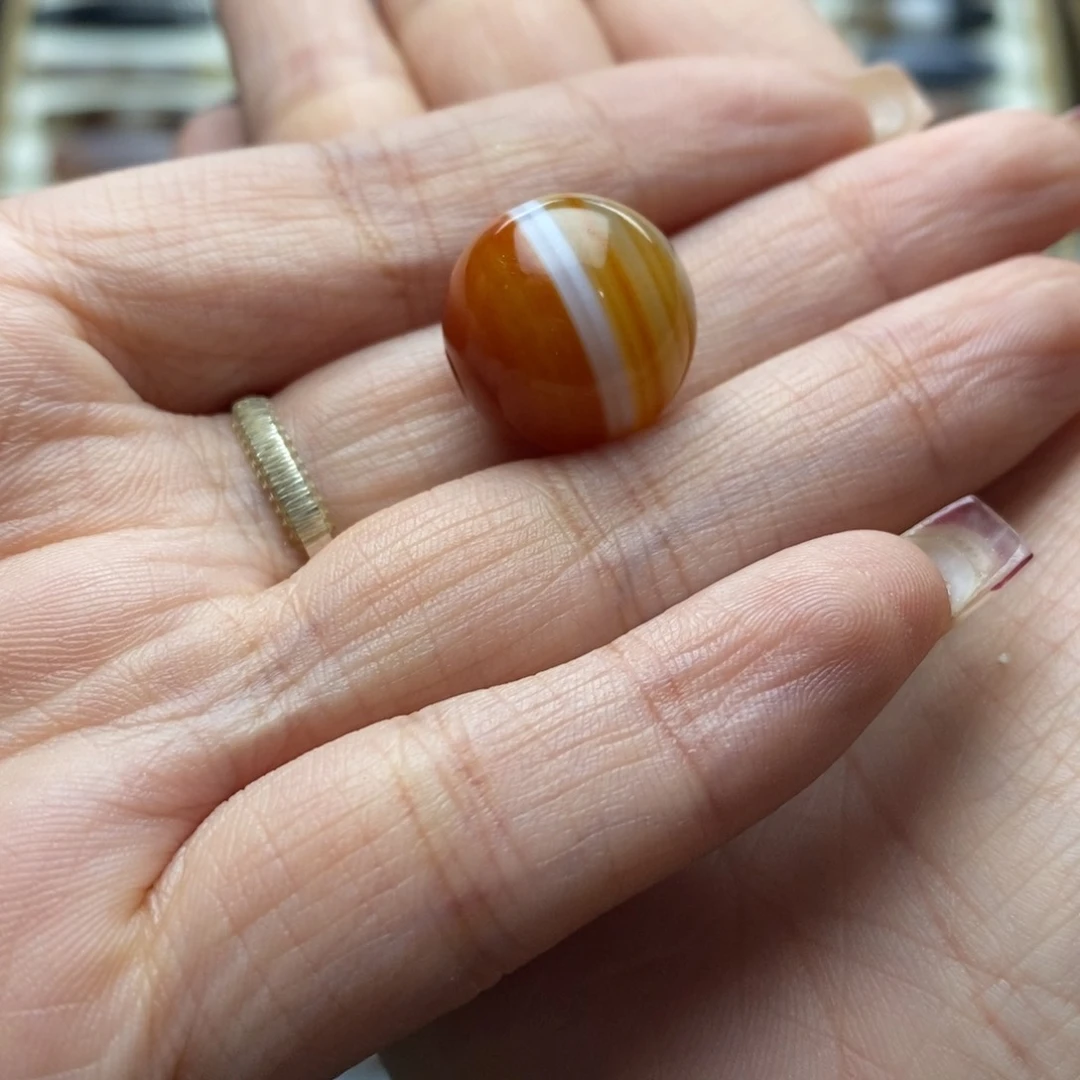 玛瑙/玉髓颈饰未镶嵌琥*