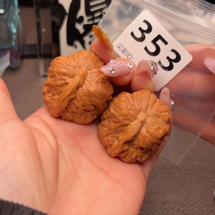 文玩核桃把件一帆风顺40