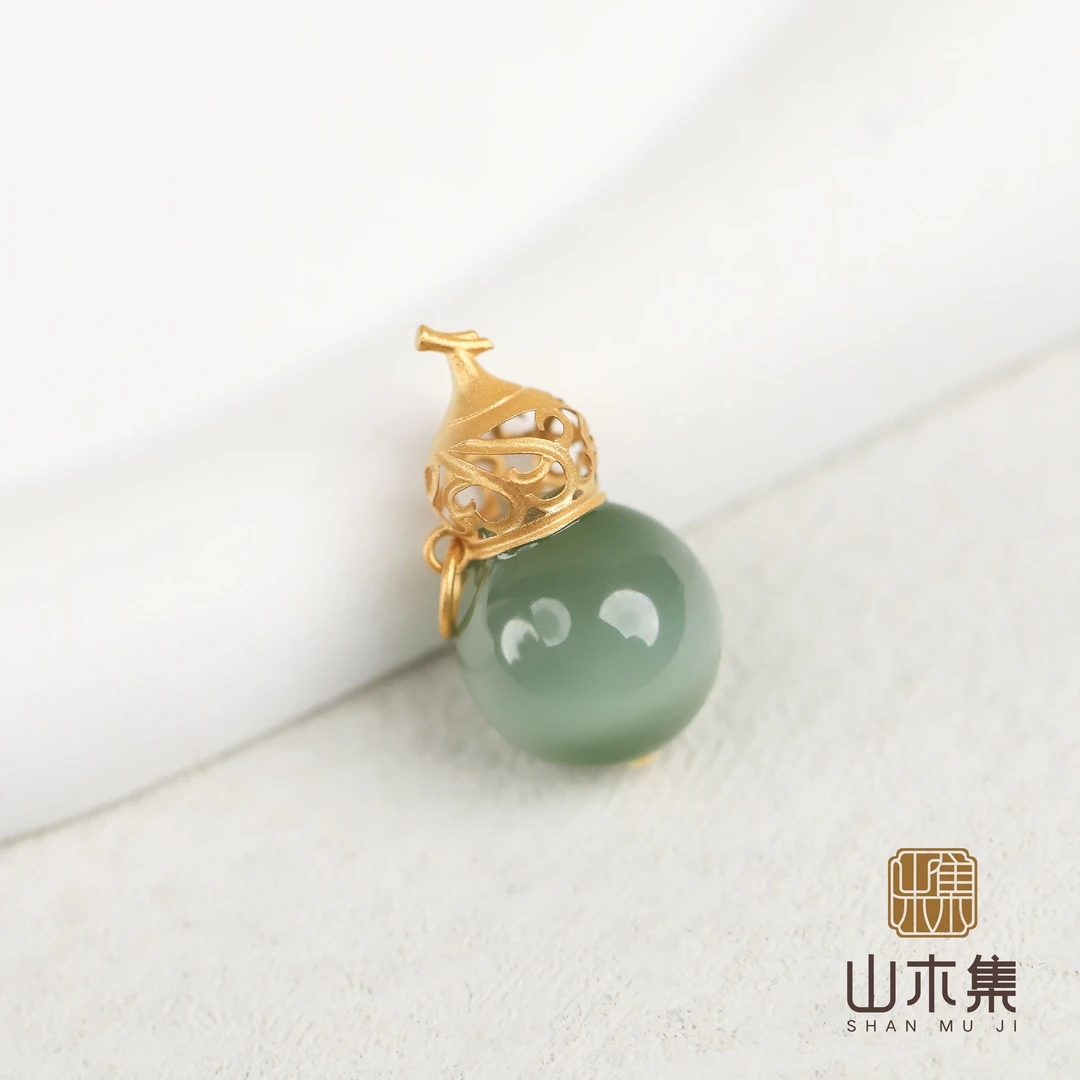 【福猫2.0】（18K金）猫光粉青色和田玉葫芦吊坠￥￥（多样性，赠银链）