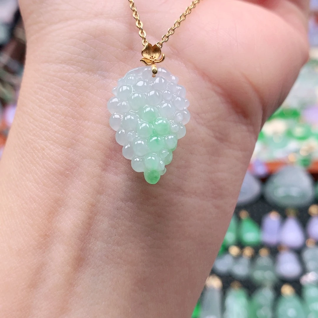 吊坠(不含链)18K金镶嵌翡翠