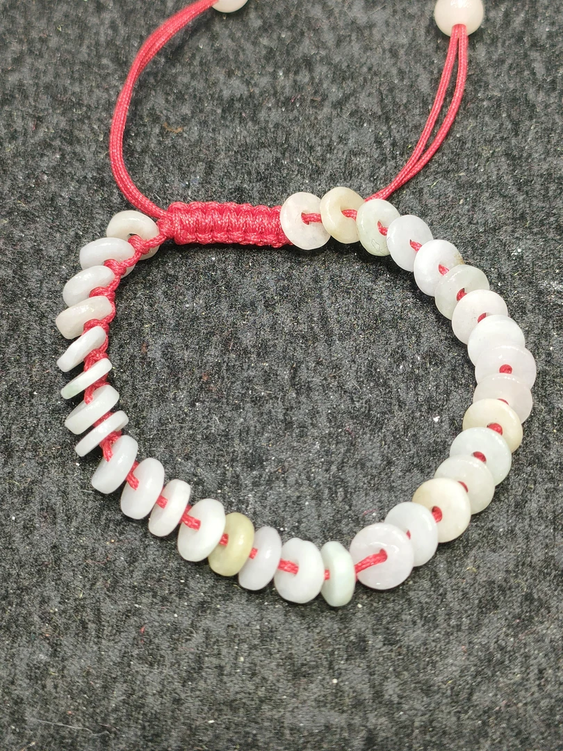 翡翠手串可自行调节适合男女佩戴