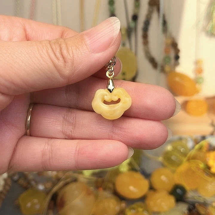 蜜蜡颈饰未镶嵌蜜蜡