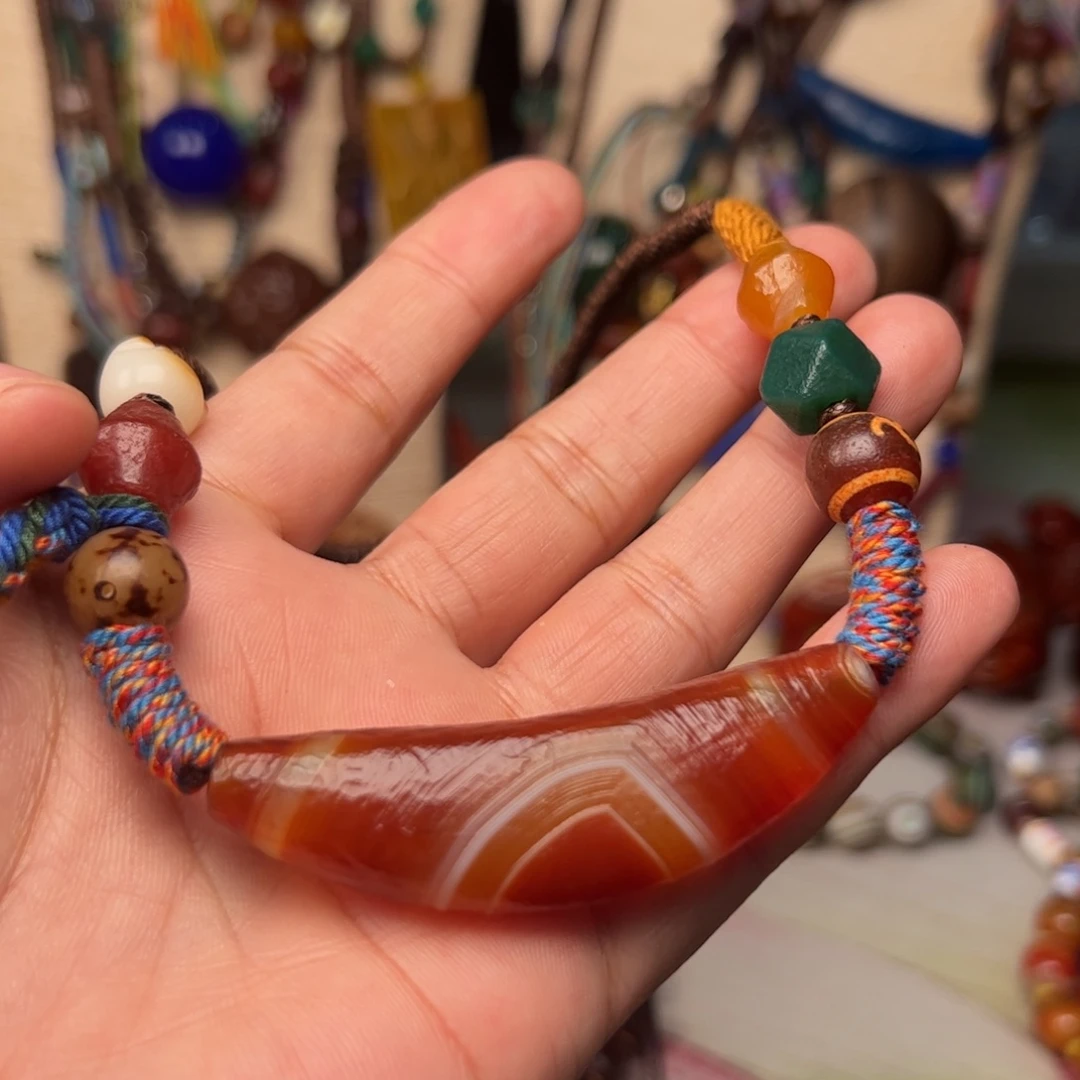 玛瑙/玉髓颈饰未镶嵌