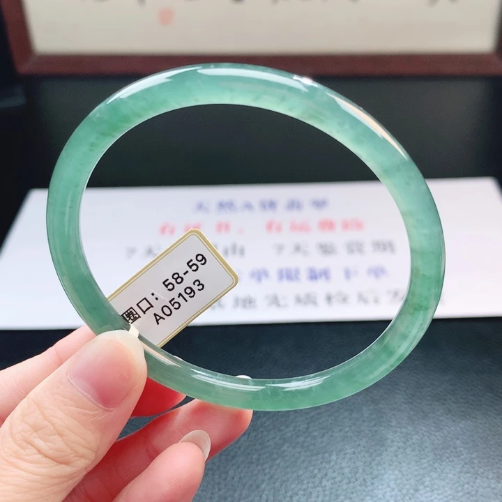 翡翠未镶嵌手镯翡翠手镯44