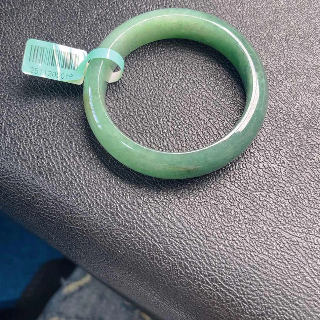 未镶嵌手镯翡翠5859。100
