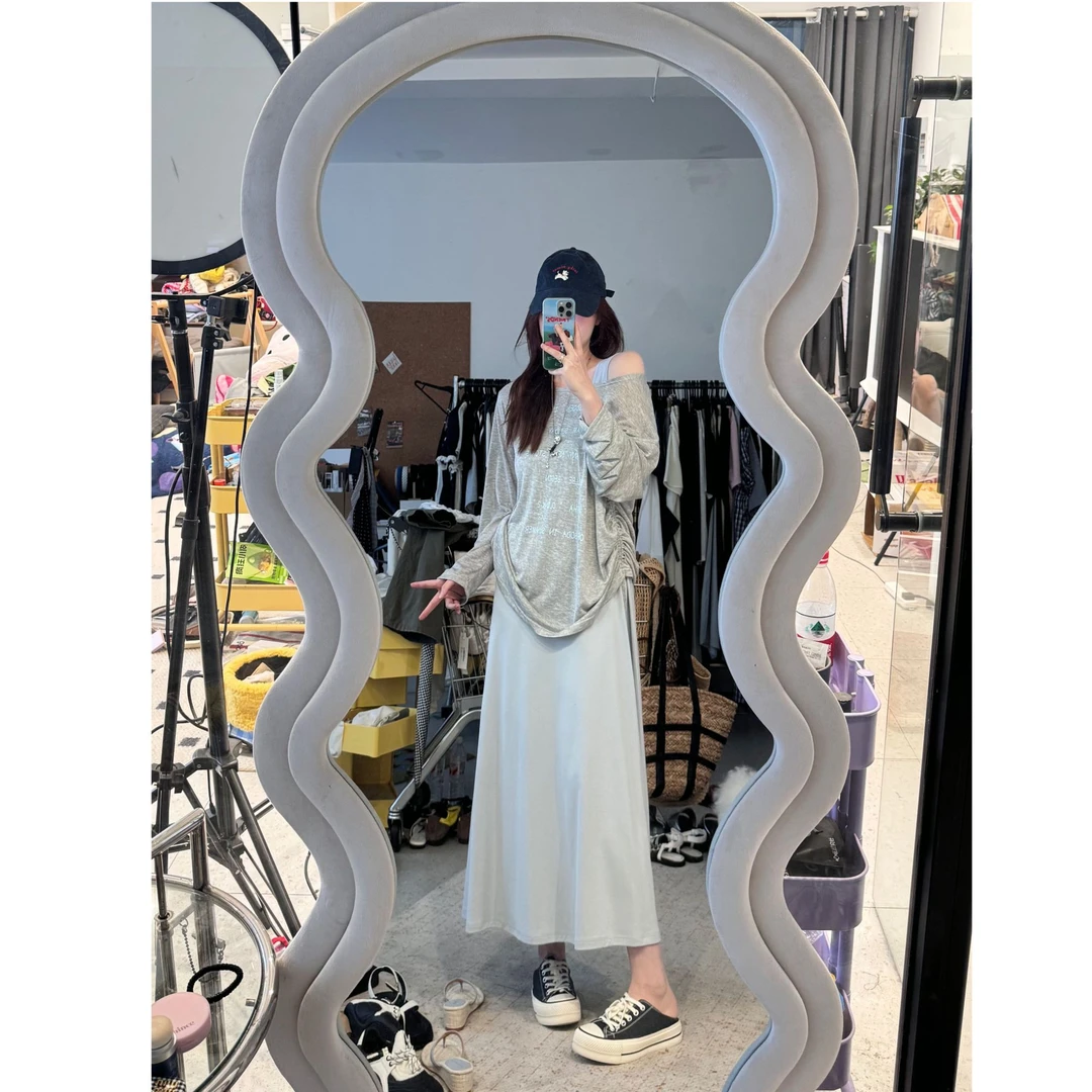 晶咕【自在如风】胸前字母大领口长袖上衣+纯色A字背心连衣裙