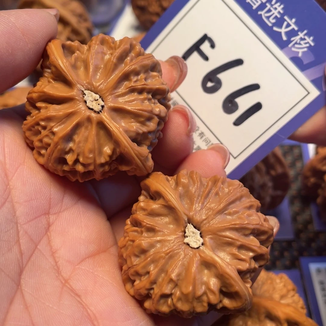 文玩核桃把件661号灯41