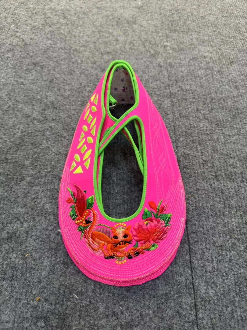 民族风猫花绣花鞋面半成品