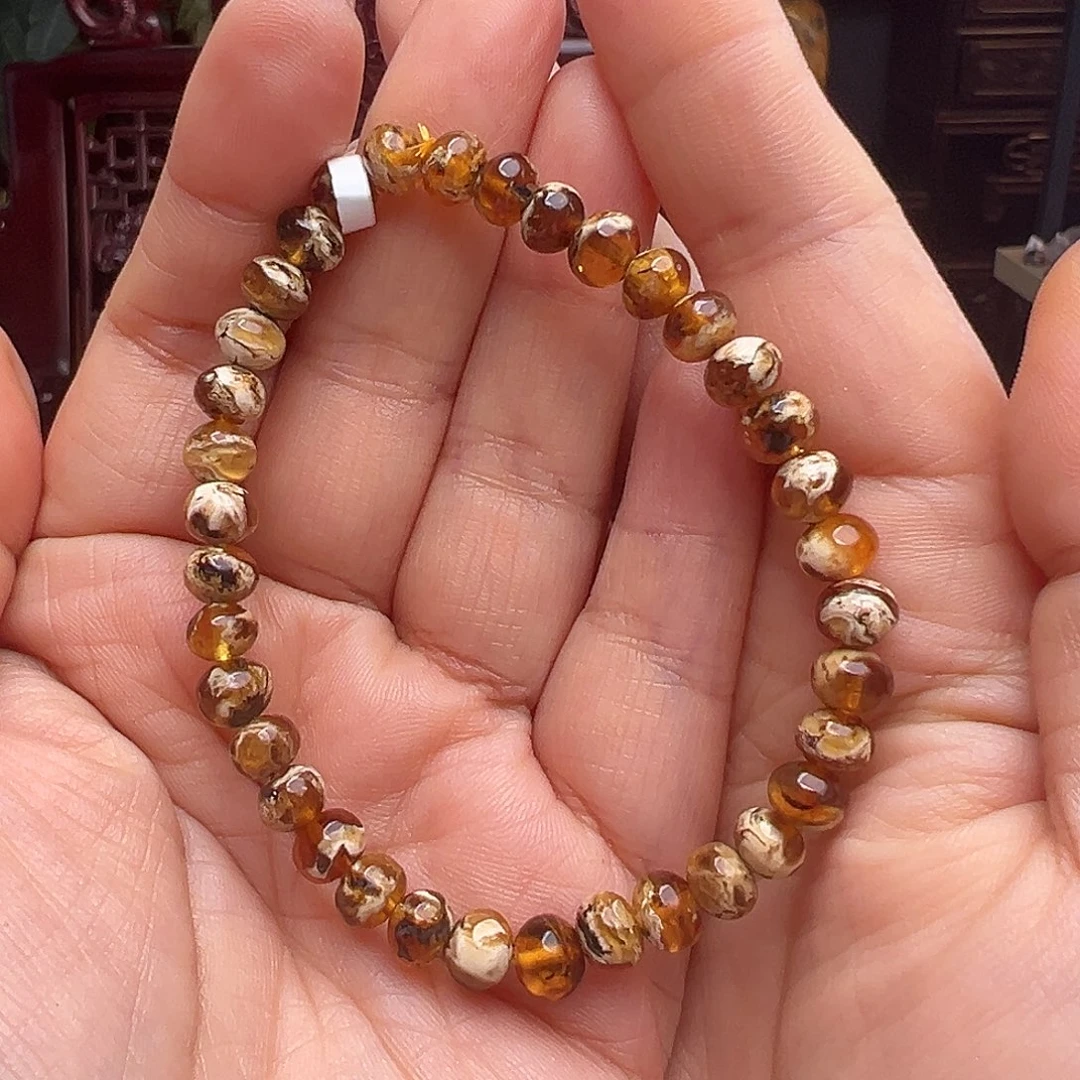 琥珀未镶嵌裸石抚顺琥珀20089-1六