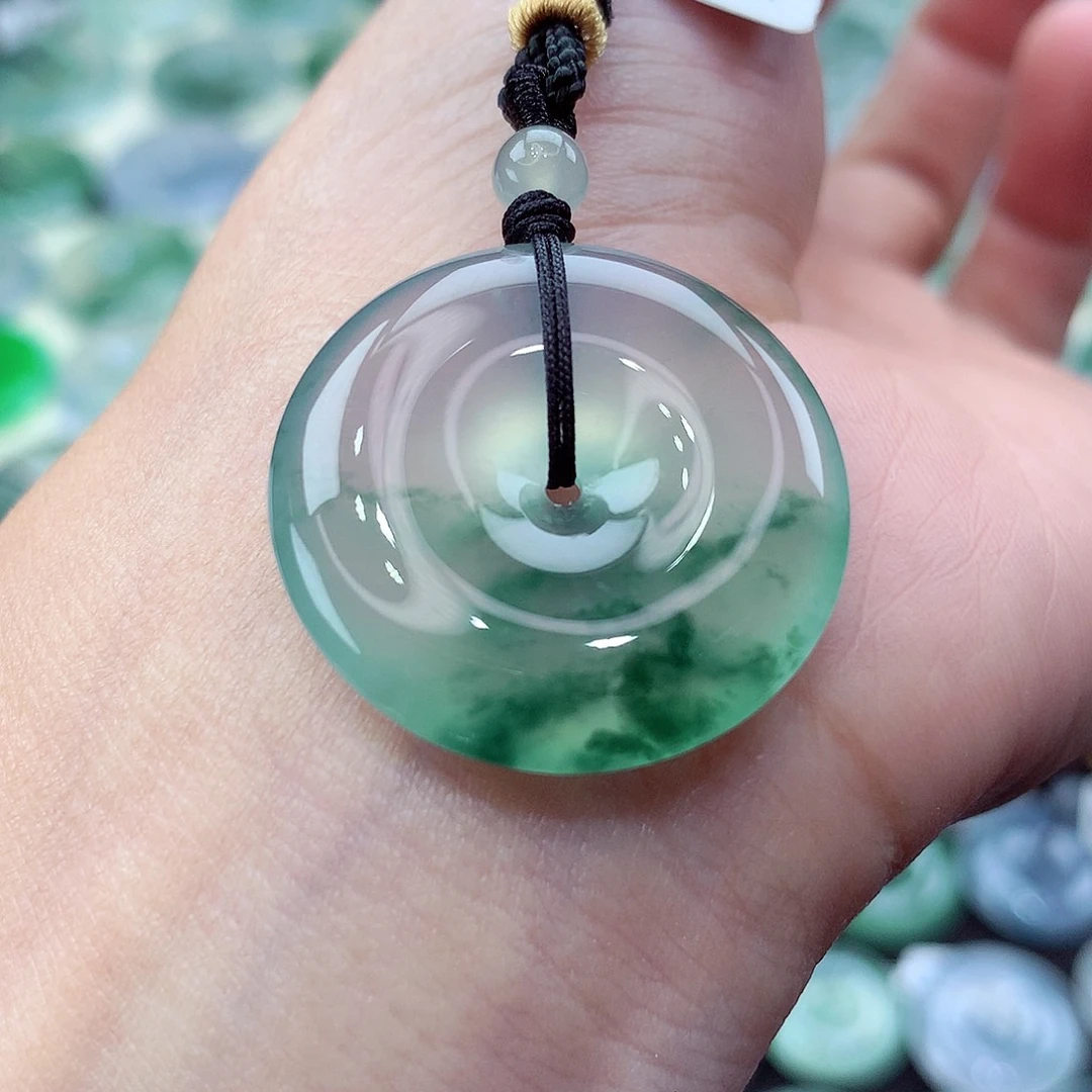 颈饰未镶嵌翡翠编号52。尺寸27-6