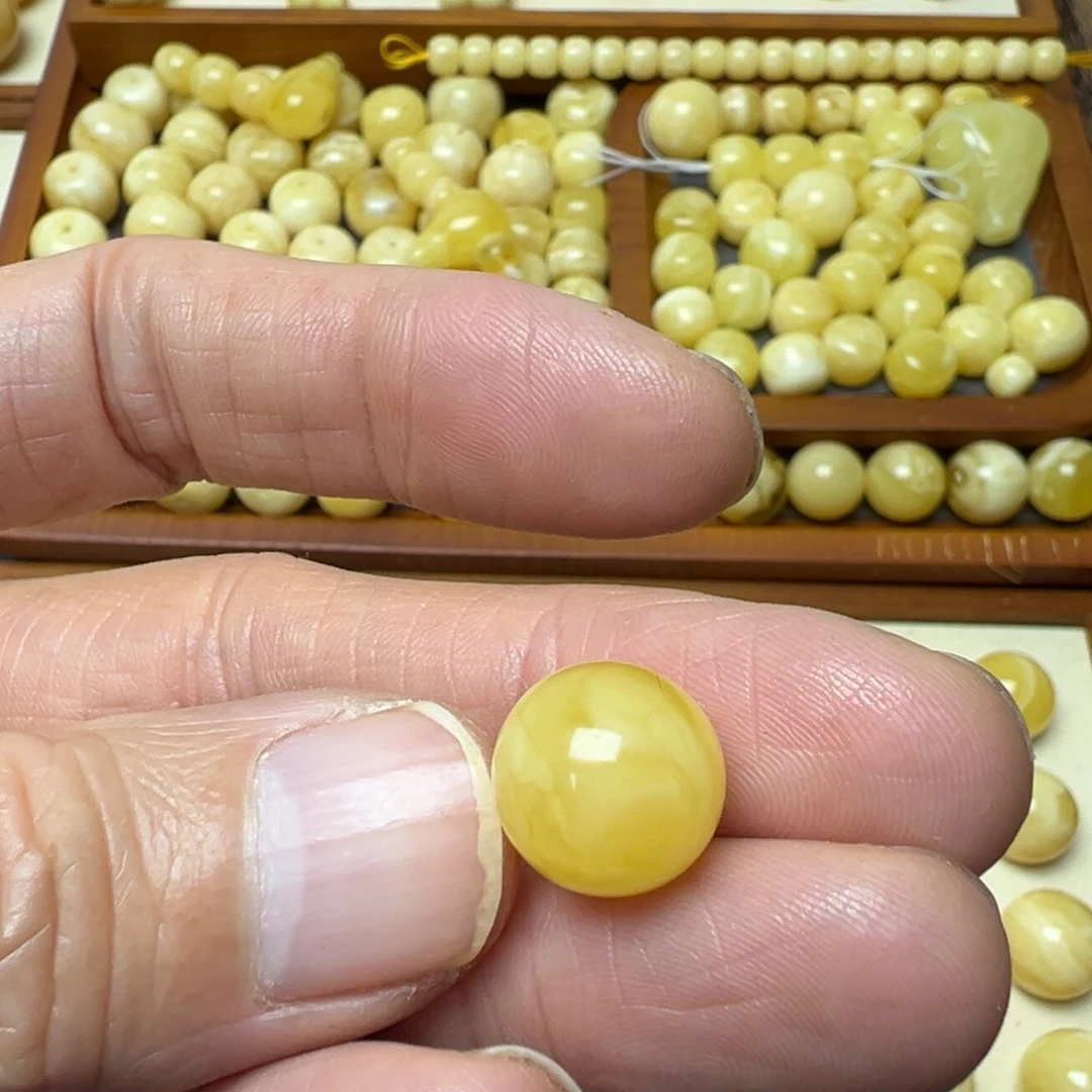 T****蜜蜡未镶嵌裸石琥珀蜜蜡