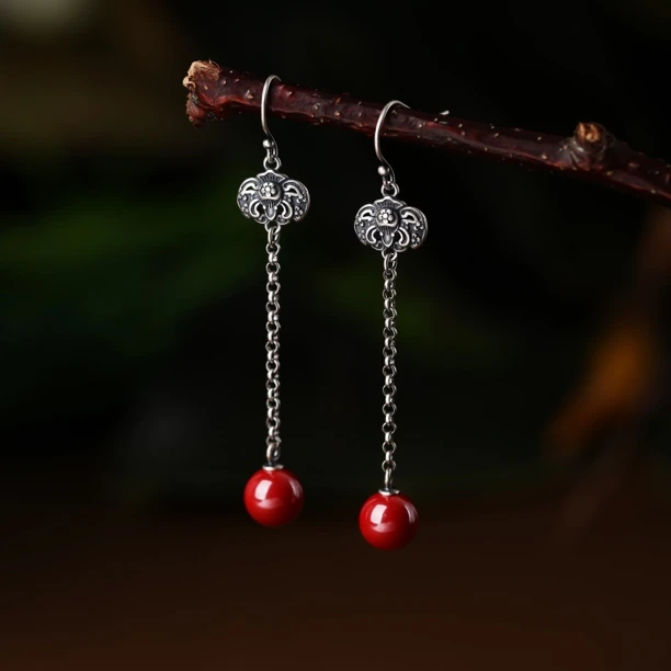 含辰砂工艺品（桃）杨七七国风古朴花纹高含量朱砂s925银镶耳饰一对