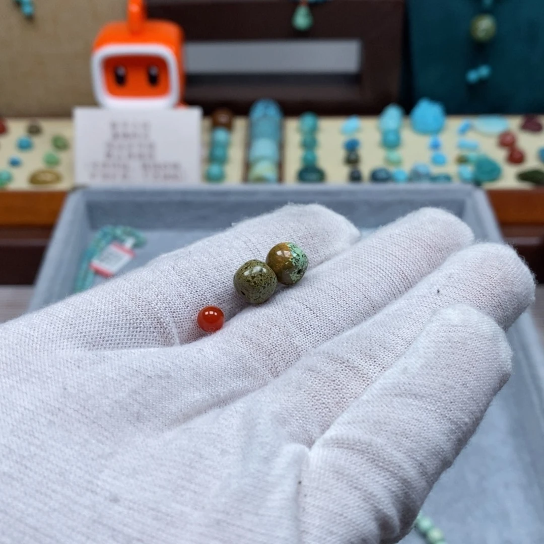 未镶嵌配饰南红玛瑙