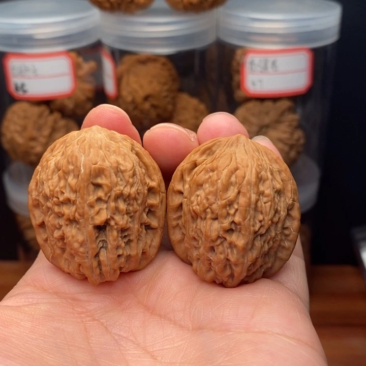 把件文玩核桃麻核桃绣球35