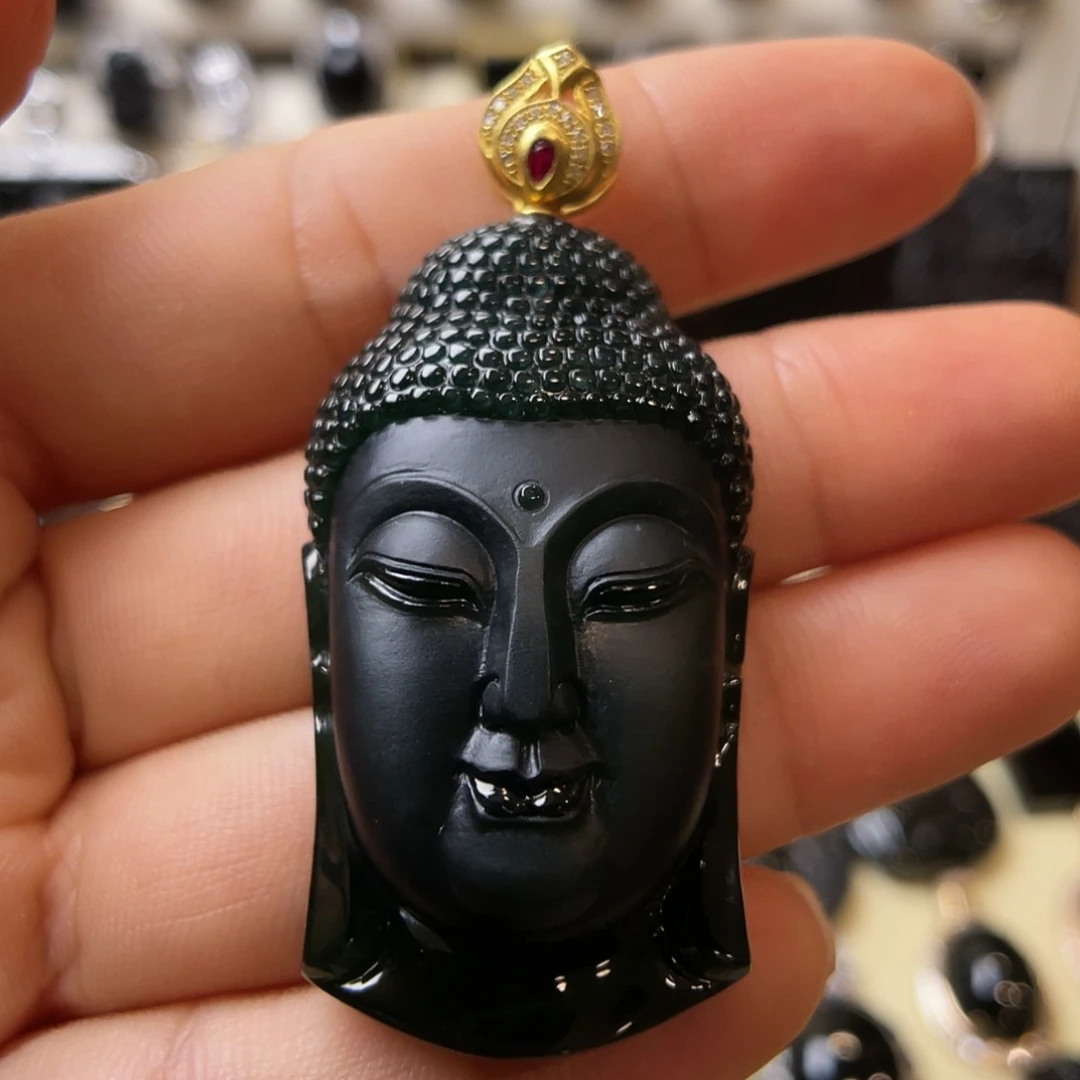 梵***梦翡翠18K金镶嵌颈饰墨翠