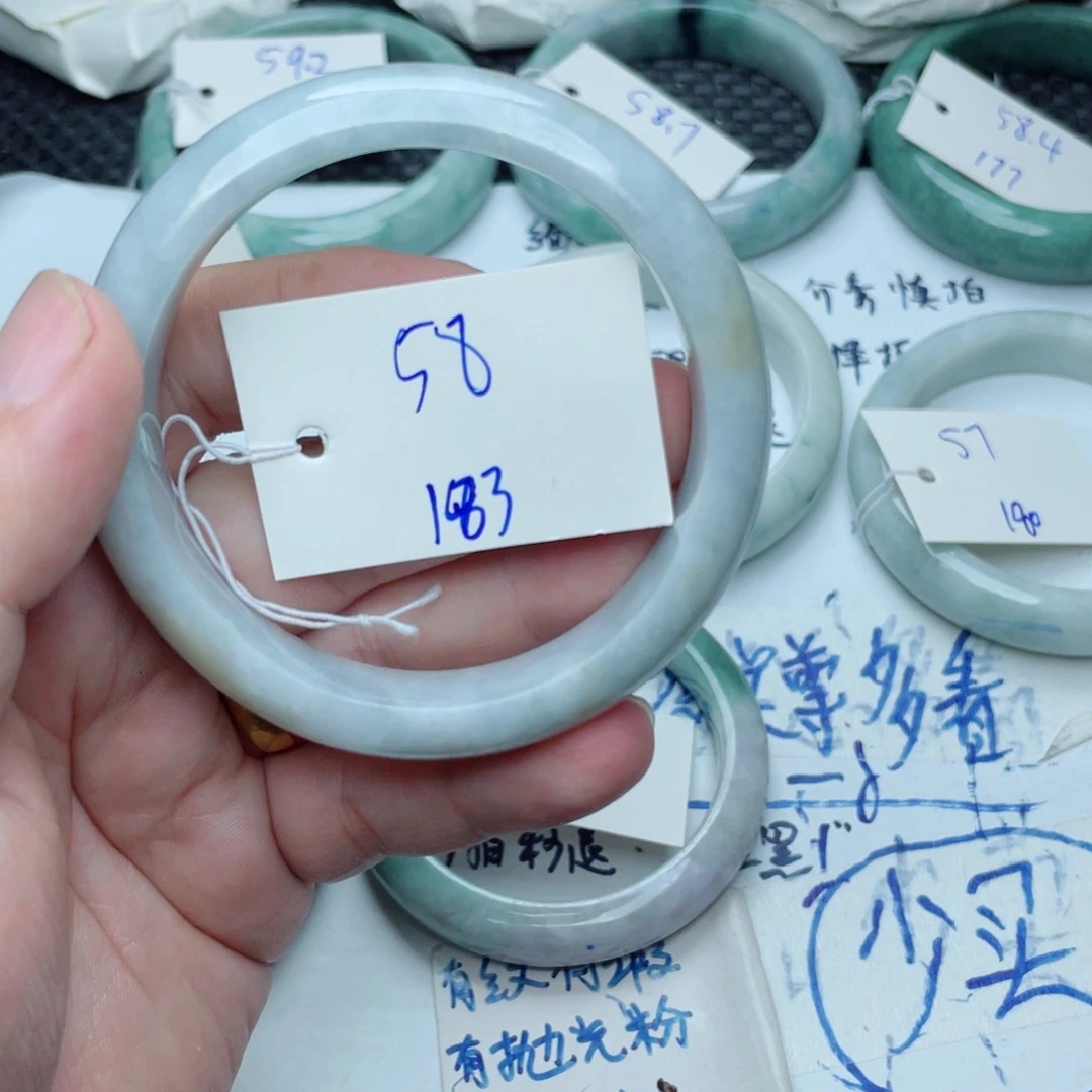 未镶嵌手镯翡翠翡翠手镯183