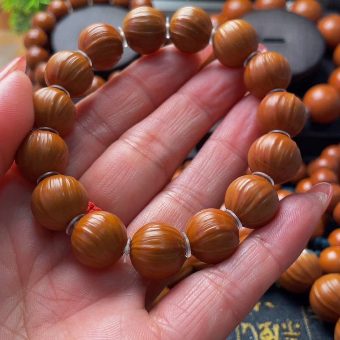 印***界橄榄核吊坠橄榄1.4