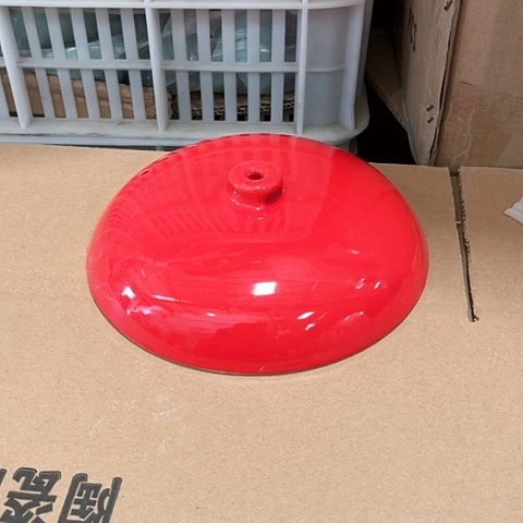 微瑕，不明火，口径18.5厘米，红盖