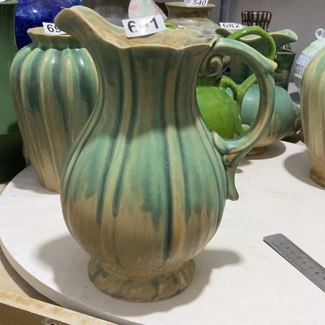 景德镇高温花瓶微瑕