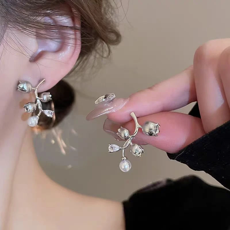 花开铃兰耳环复古法式花朵珠珠耳钉小众新中式金属小众独特女耳饰