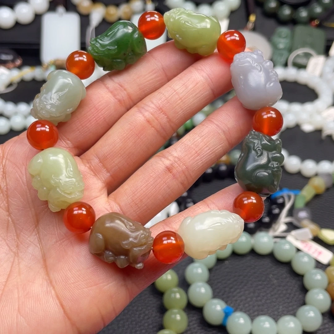 和田玉未镶嵌手链