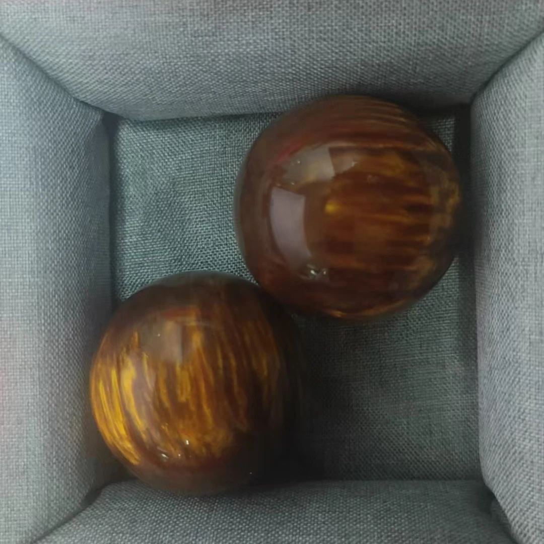 1803 金丝手球一对无礼盒